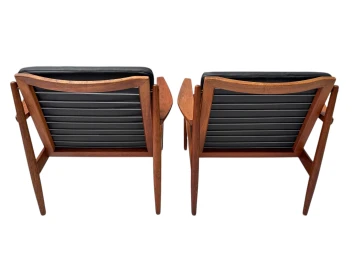 Two Mid-Century Modern Lounge Chairs by Arne Vodder for Glostrup, 1950s